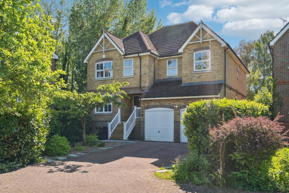 Ray Mill Road East, Maidenhead