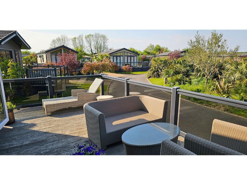 Willow Brook, Foxhunter Holiday Park, Monkton Street, CT12