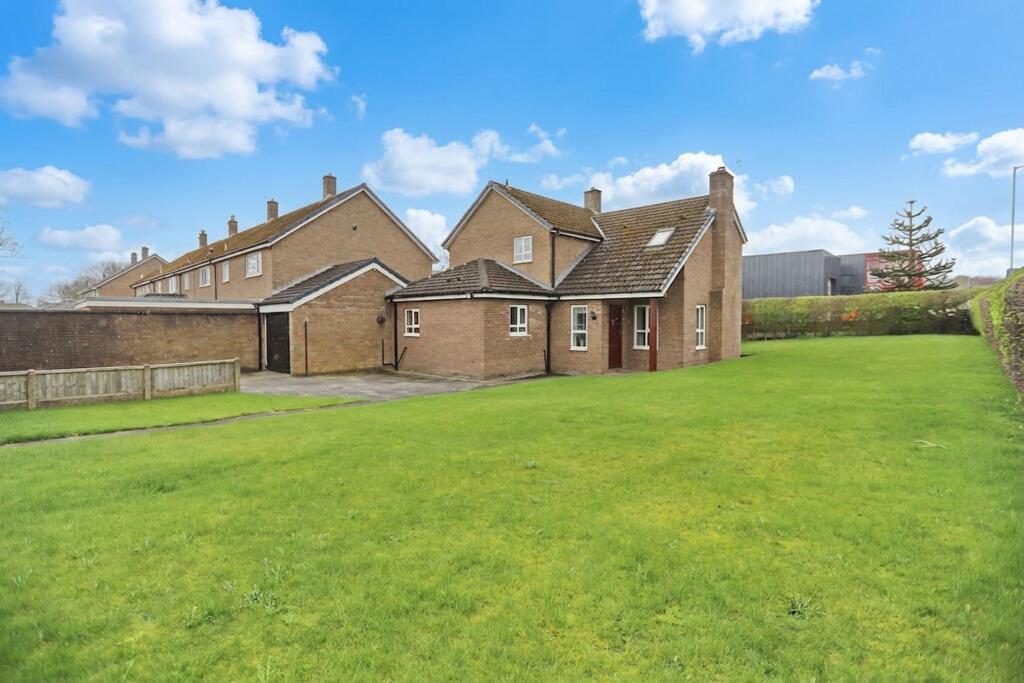Bury New Road, Whitefield, M45