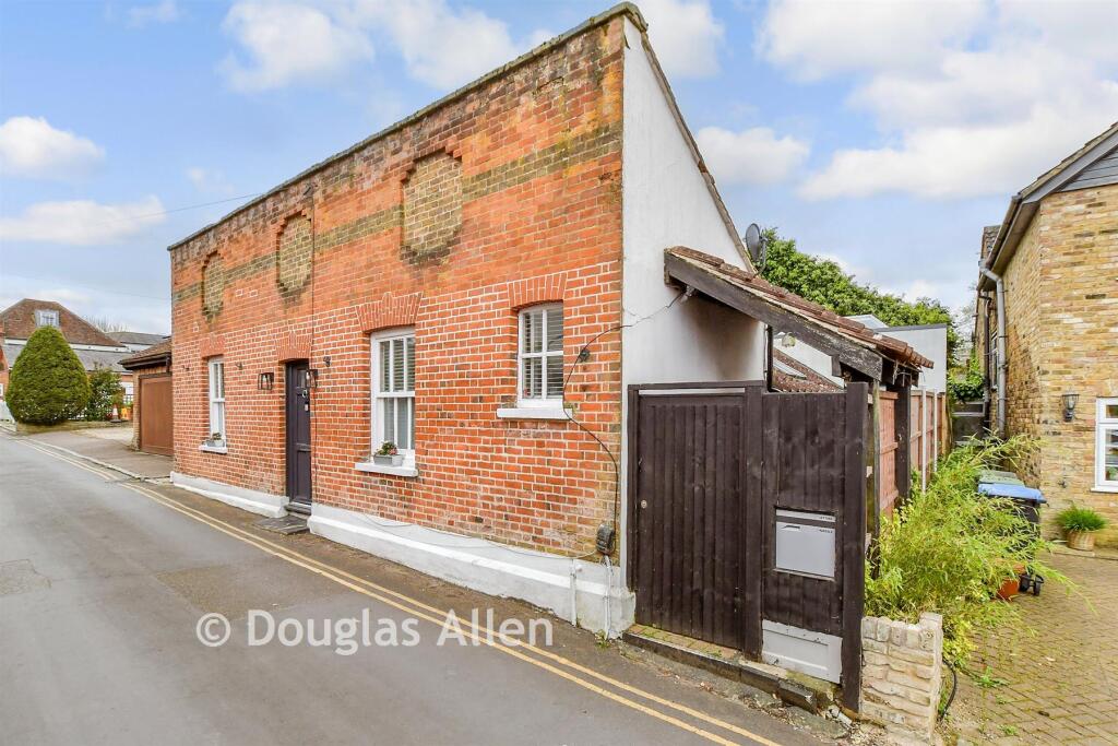 Buttercross Lane, Epping, Essex
