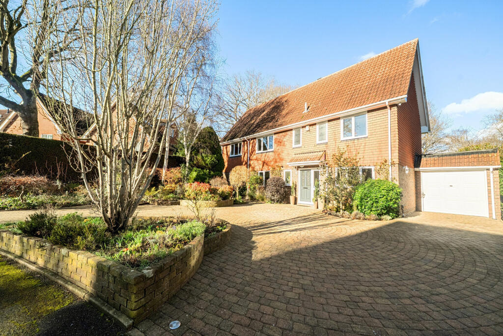 Woodchurch Drive, Bromley