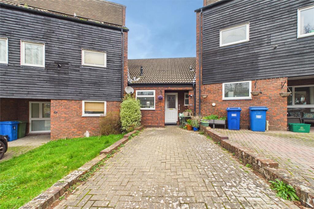 Northcott, Bracknell, Berkshire, RG12