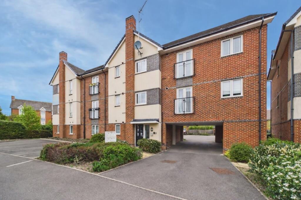 Fullbrook Avenue, Spencers Wood, Reading, Berkshire, RG7