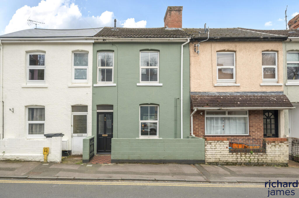 Clifton Street, Kingshill, Swindon, SN1