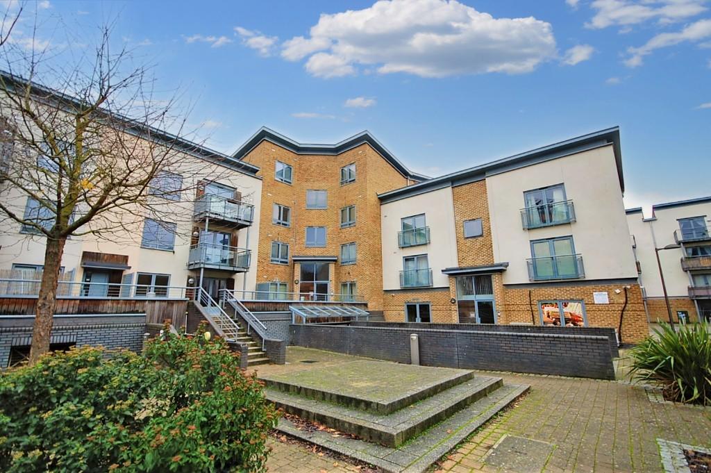 Quayside Drive, Colchester, Essex, CO2