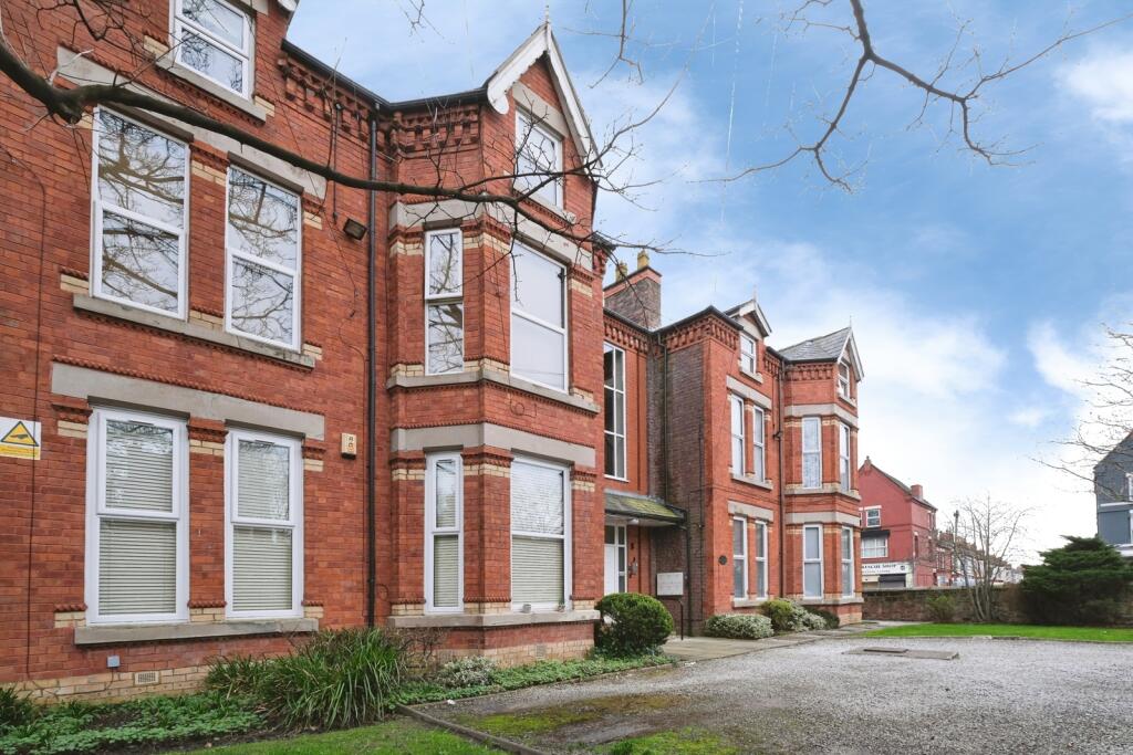 Aigburth Road, Liverpool, Merseyside, L17