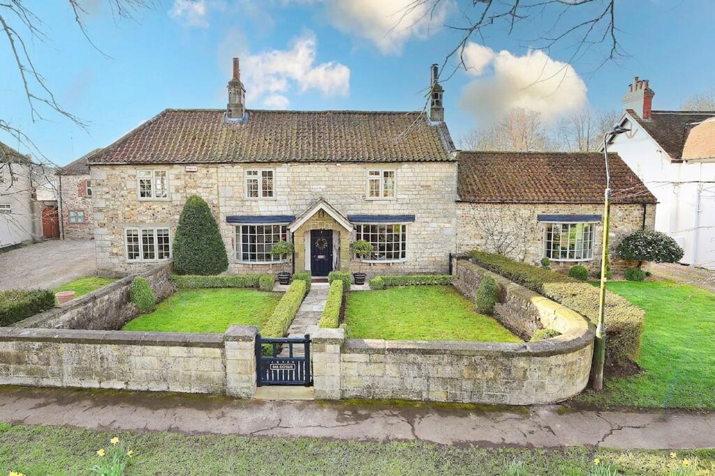 Burton Leonard, Harrogate, HG3