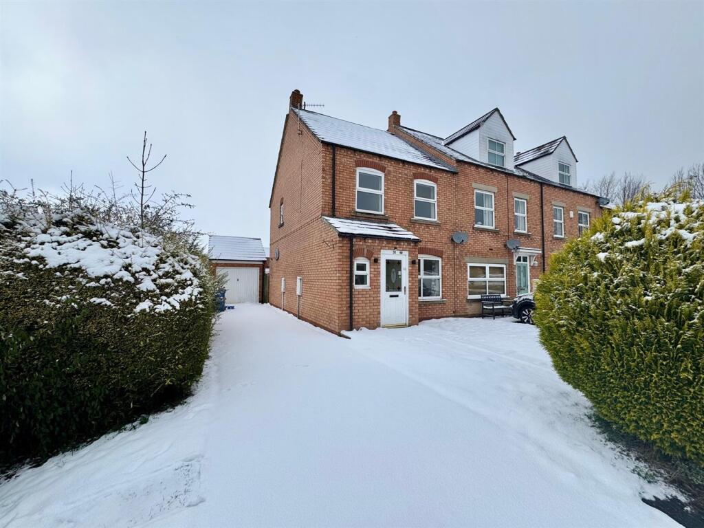 Constantine Crescent, Scarborough