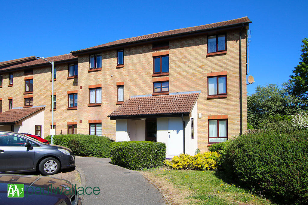 King Arthur Court, Cheshunt
