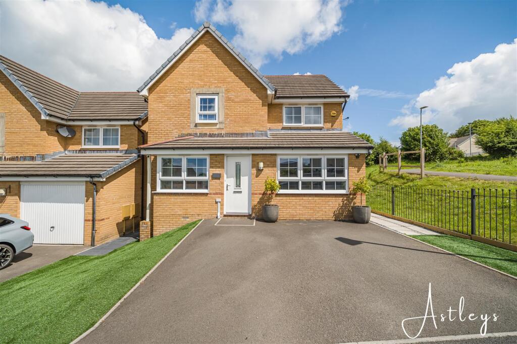 Hooper Way, Tonna, Neath