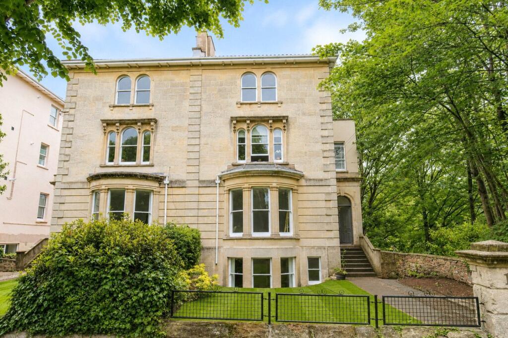 Chertsey Road, Bristol, BS6