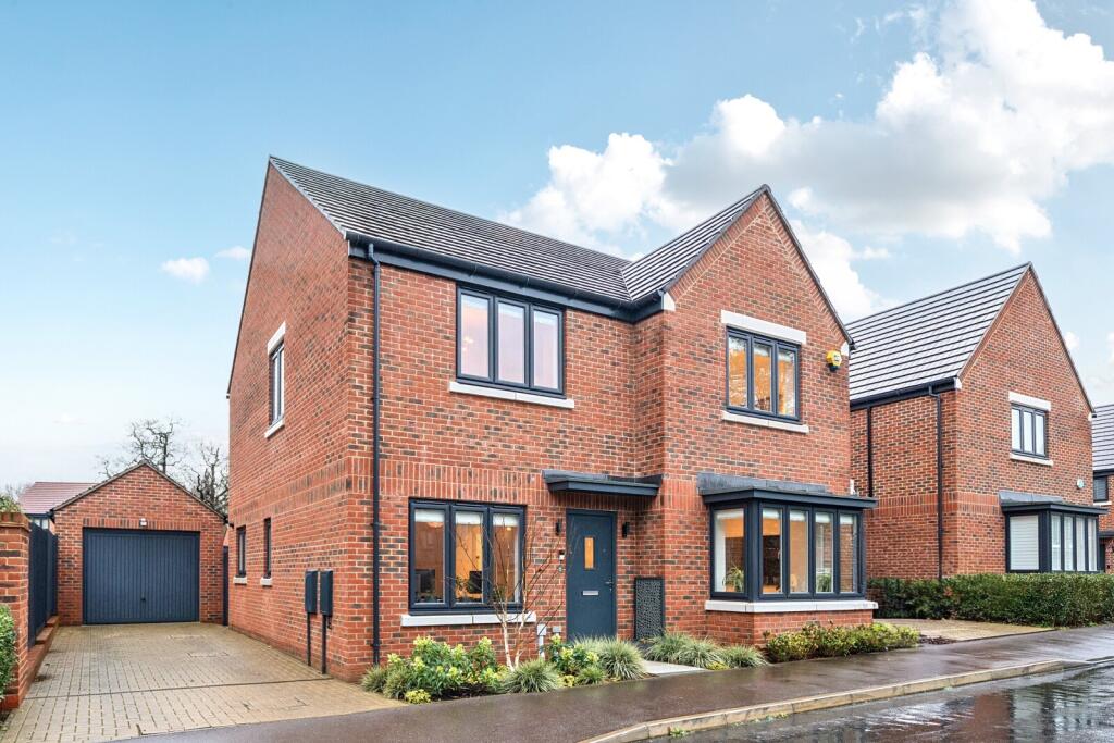 Ottershaw, Surrey, KT16