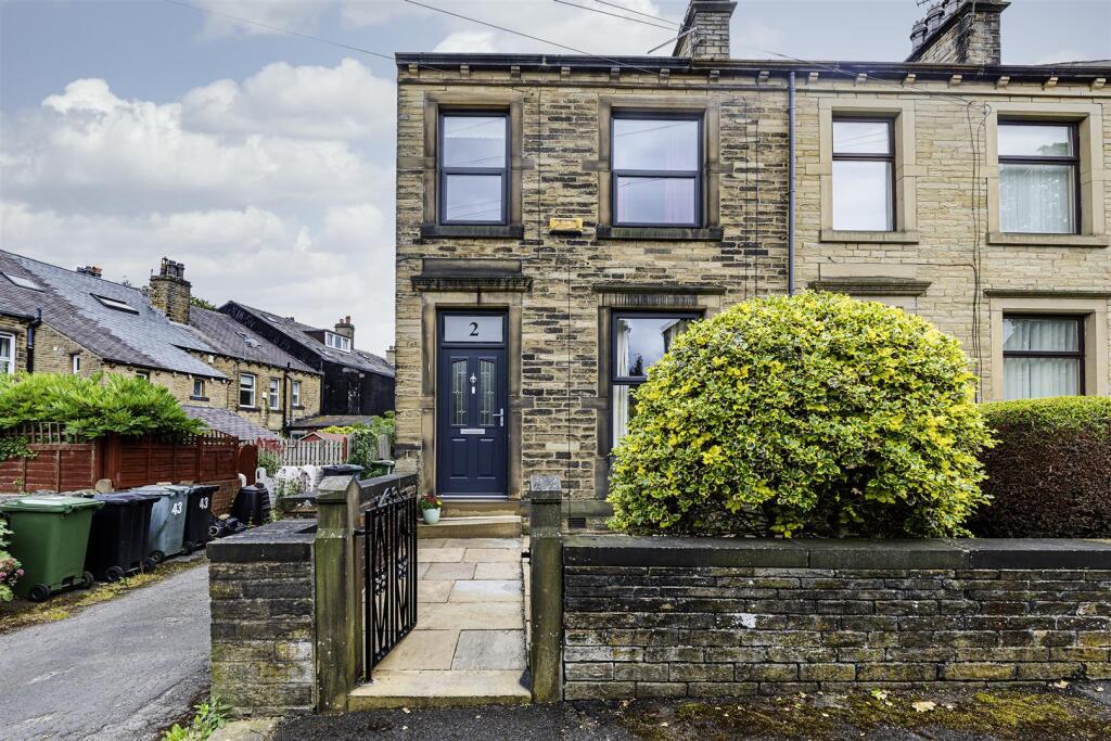 Regent Road, Edgerton, Huddersfield