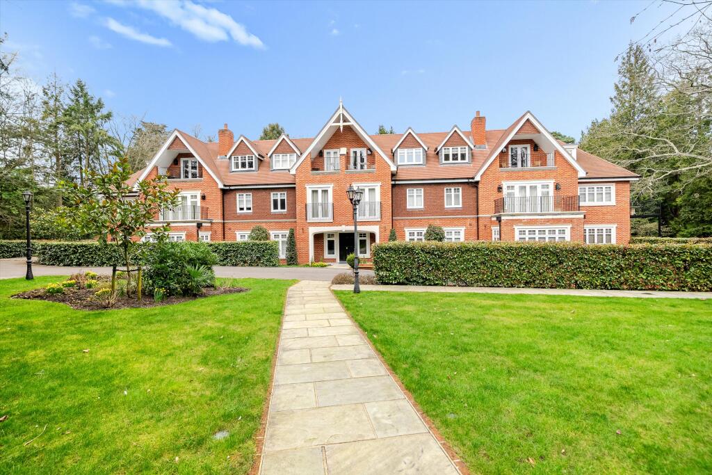 Heathfield Avenue, Sunninghill, Berkshire SL5