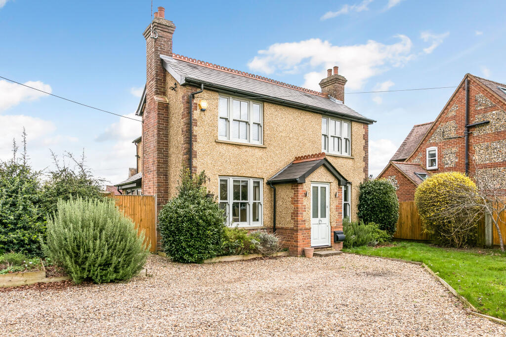 Featherbed Lane, Holmer Green, HP15