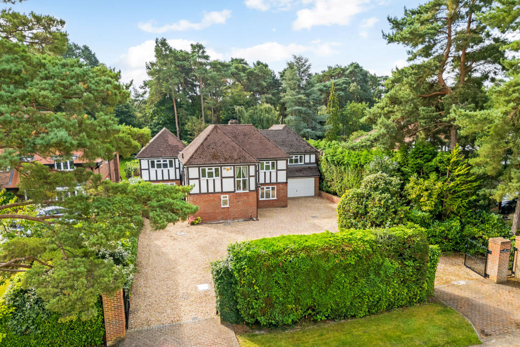 Heather Drive, Sunningdale, SL5
