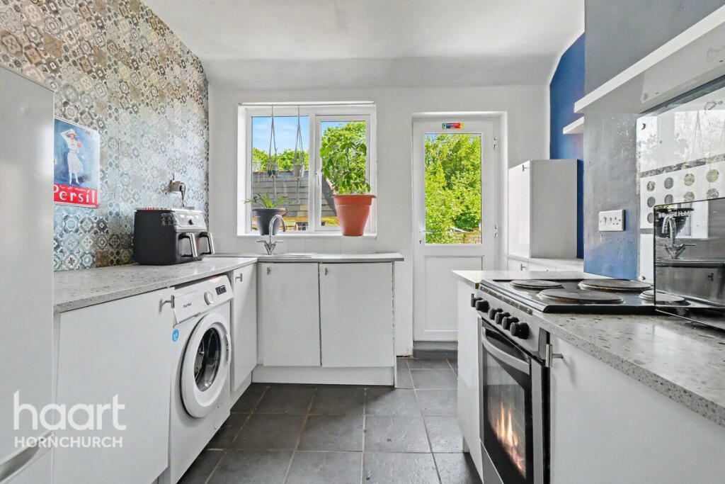 Frimley Avenue, Hornchurch