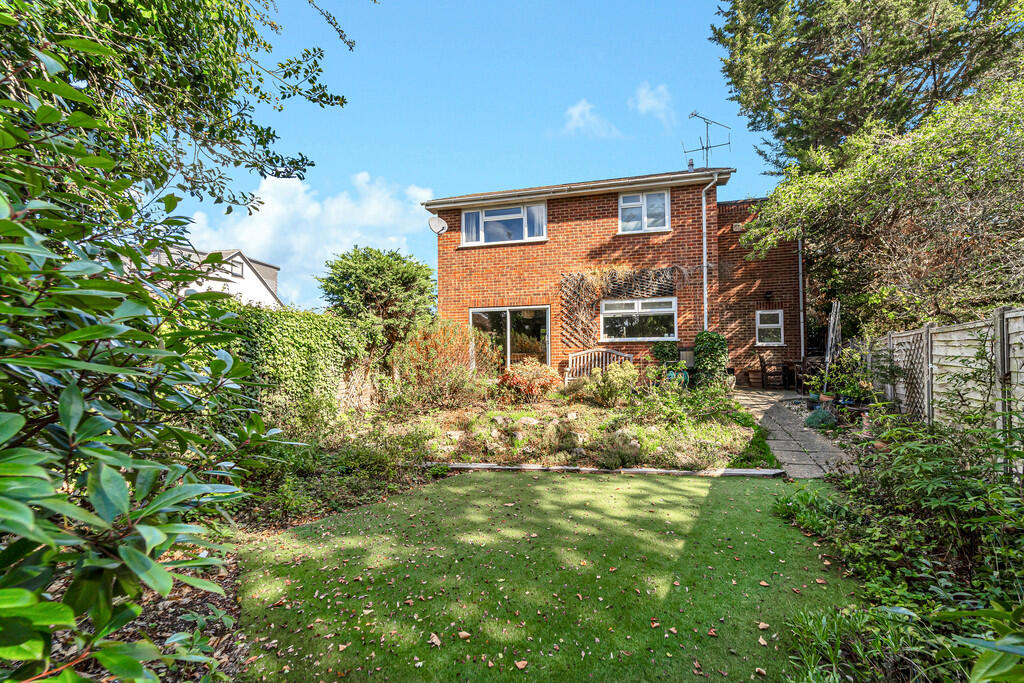 Exeforde Avenue, Ashford