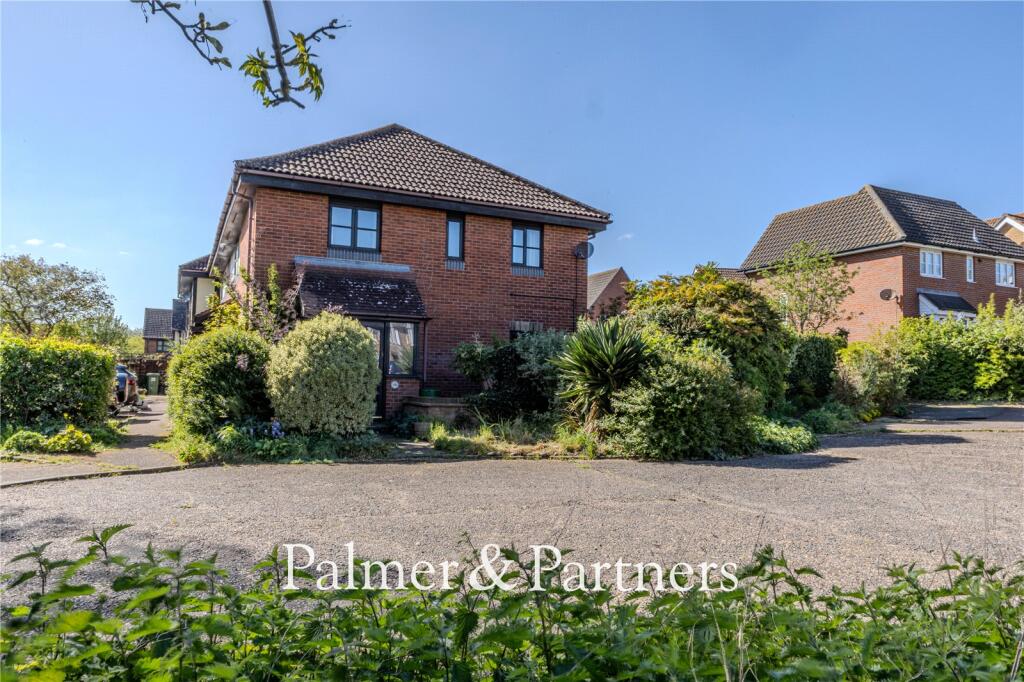 Deben Road, Saxmundham, Suffolk, IP17