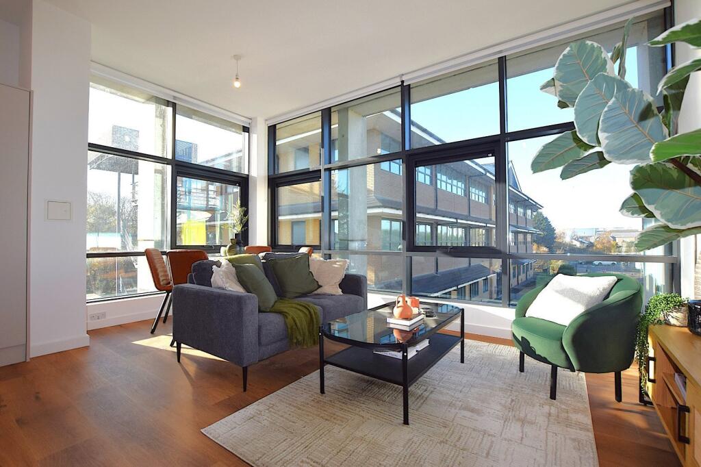 Lakeside East, Staines-upon-Thames, Surrey, TW18