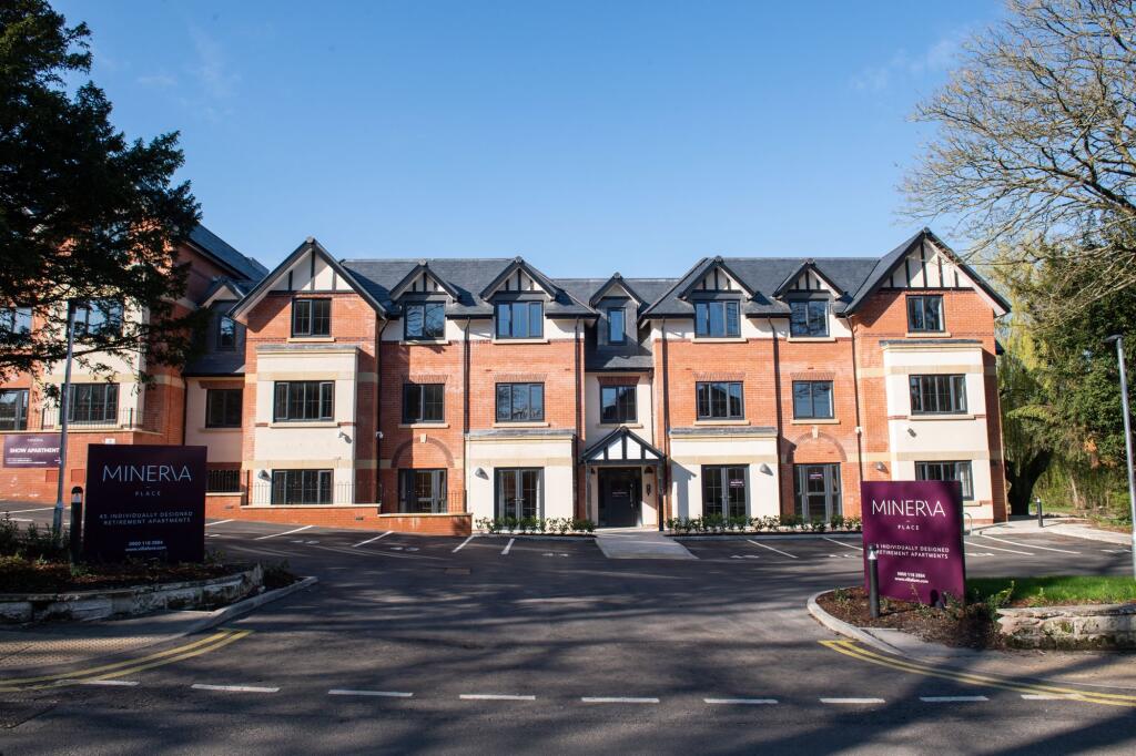 Minerva Place, Lymm, WA13