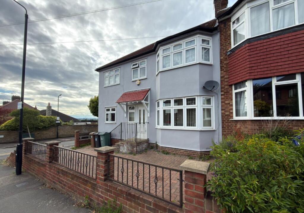 66 Belle Vue Road, Walthamstow, London, E17 4DG