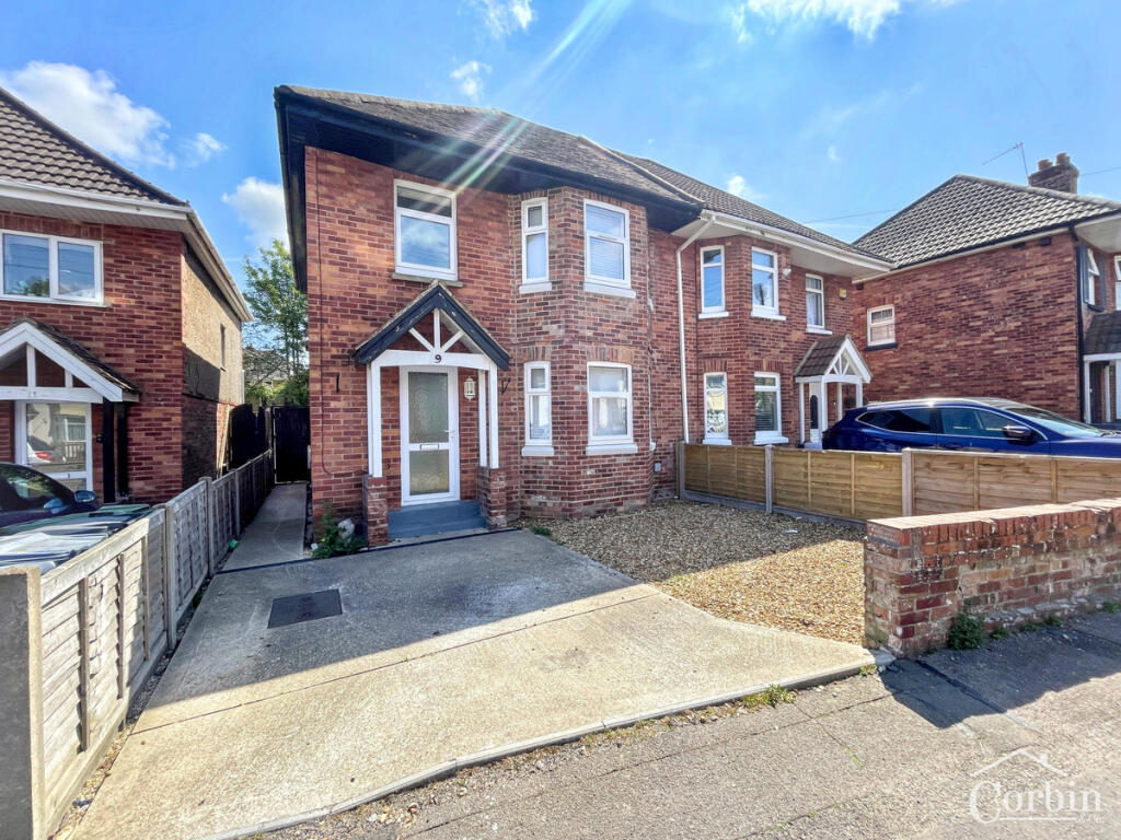 Stanton Road, Bournemouth, BH10 5