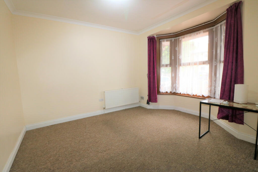 Hainault Road, London, E11