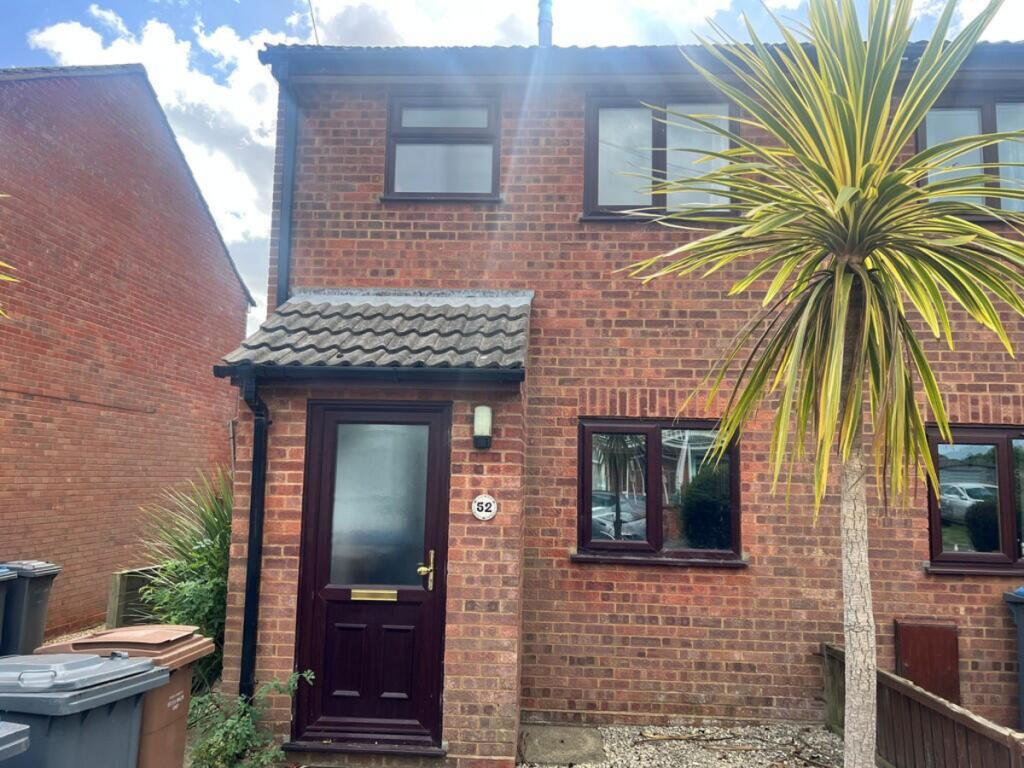 52 Carr Avenue, Leiston IP16 4JA