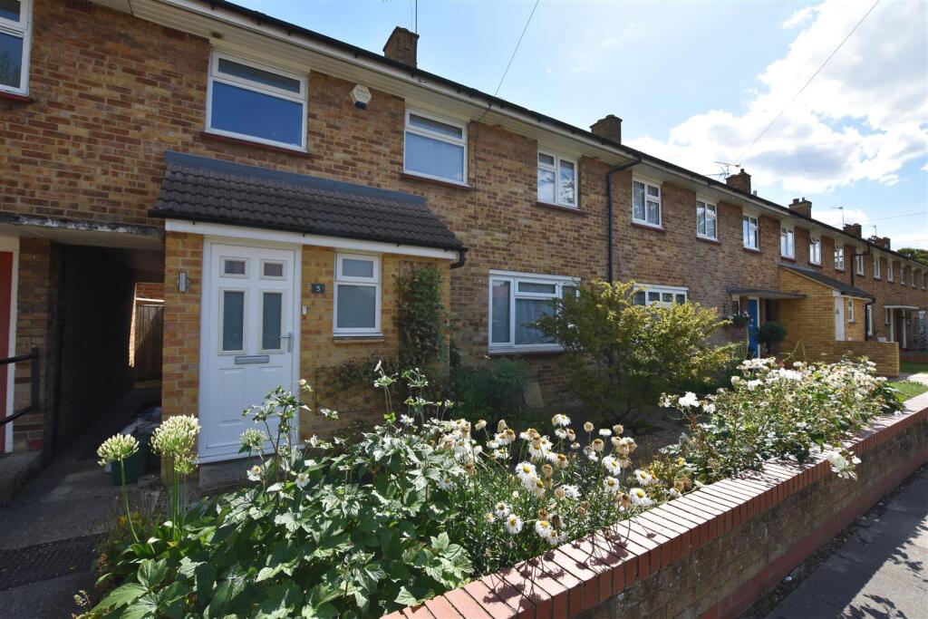 Heather Lane, Yiewsley