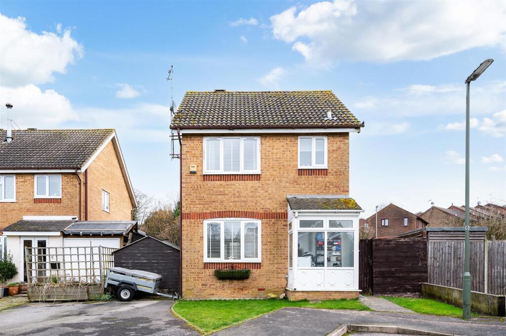 Whitegate Way, Tadworth