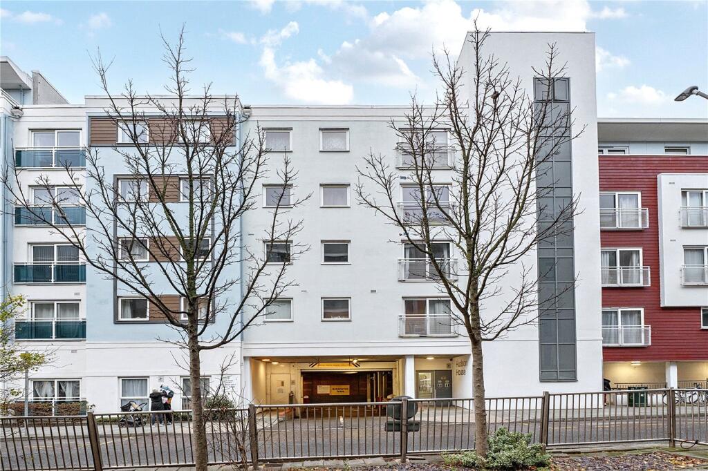 Station Approach, Epsom, KT19