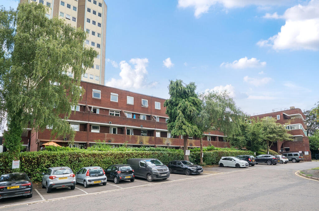 Tamar Square, Woodford Green