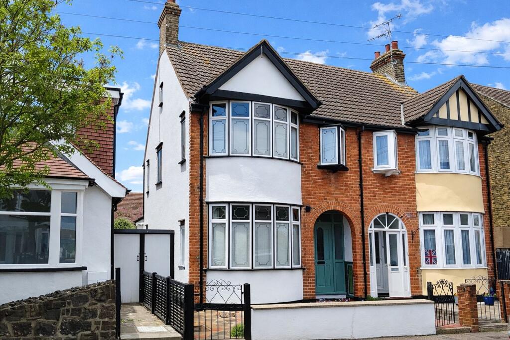 Westcliff Park Drive, Westcliff-on-Sea
