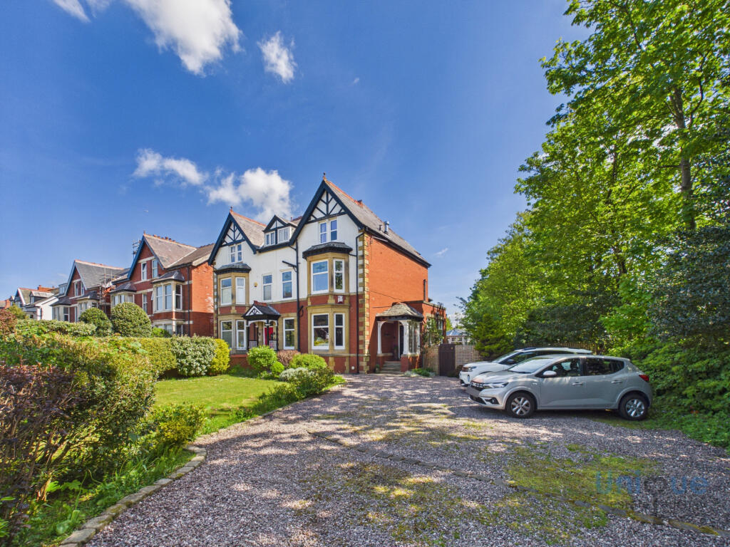 Headroomgate Road,  Lytham St. Annes, FY8