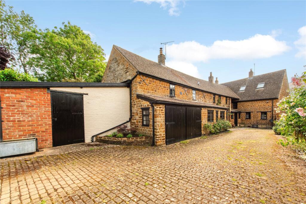 Chapel Lane, Maidford, Towcester, Northamptonshire, NN12
