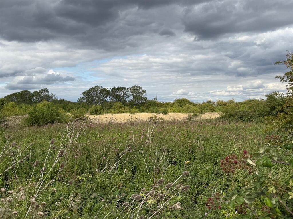 Lot 1 - 7.07 Acres Permanent Pasture, Marton, Gainsborough