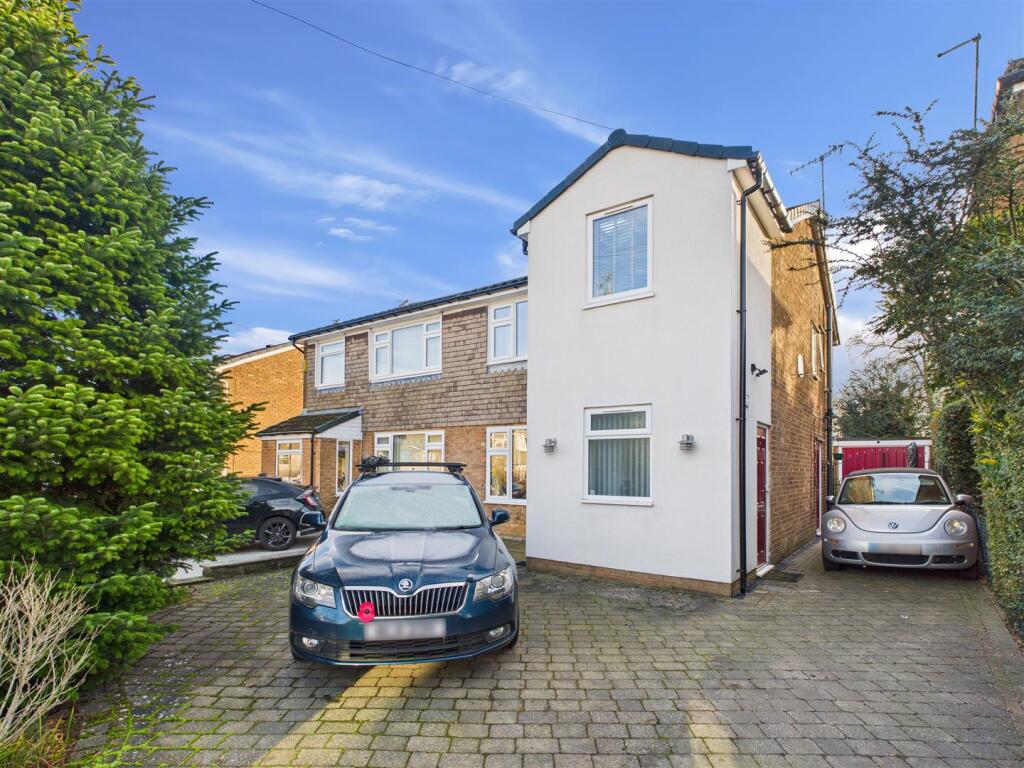 Longcroft Road, Dronfield Woodhouse, Dronfield