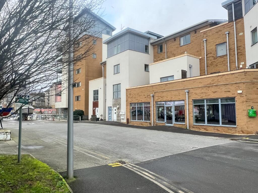 Mizzen Court, Portishead, Bristol, Somerset, BS20