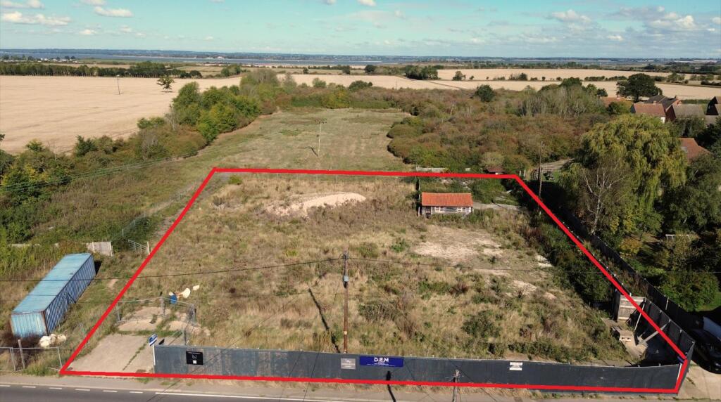 DEVELOPMENT SITE Steeple, Southminster