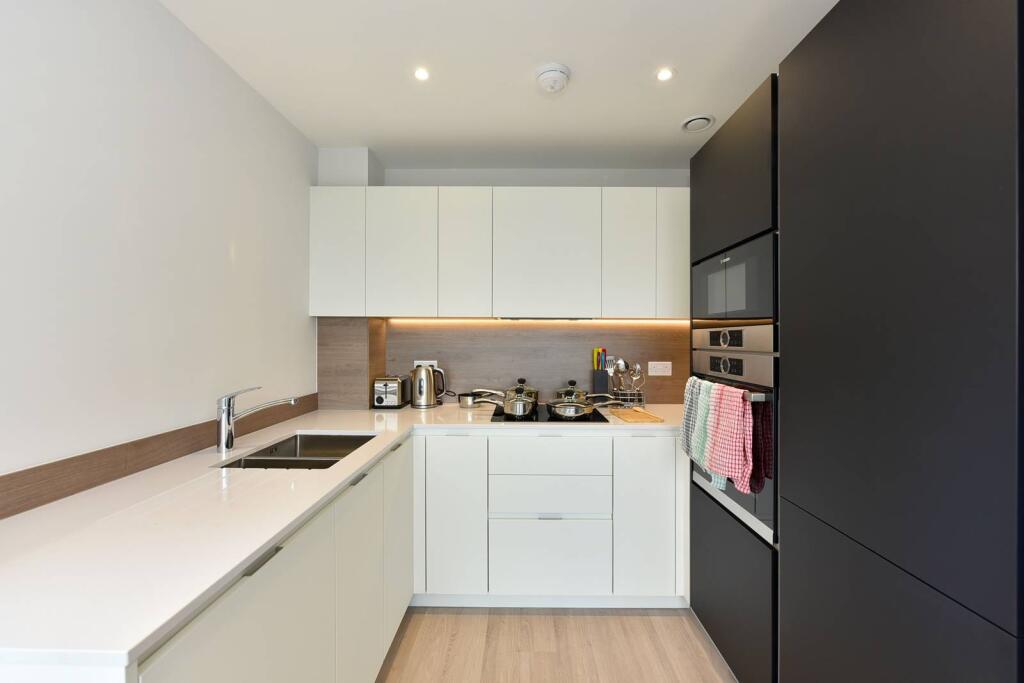 Skylark Point, Stoke Newington, London, N4