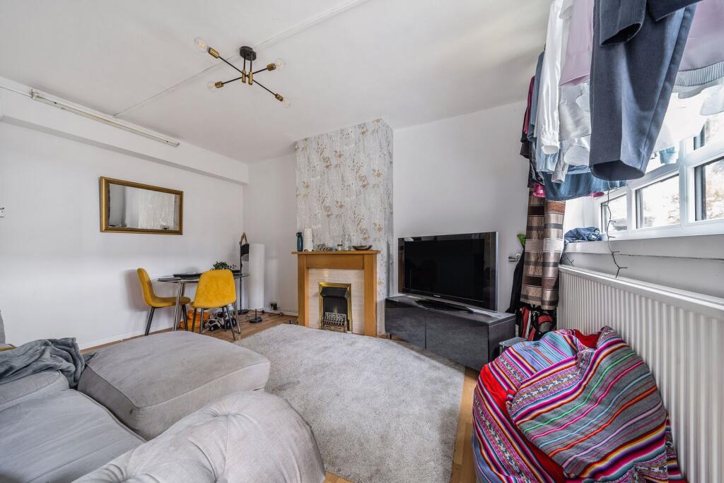 Green Lanes, Finsbury Park, London, N4